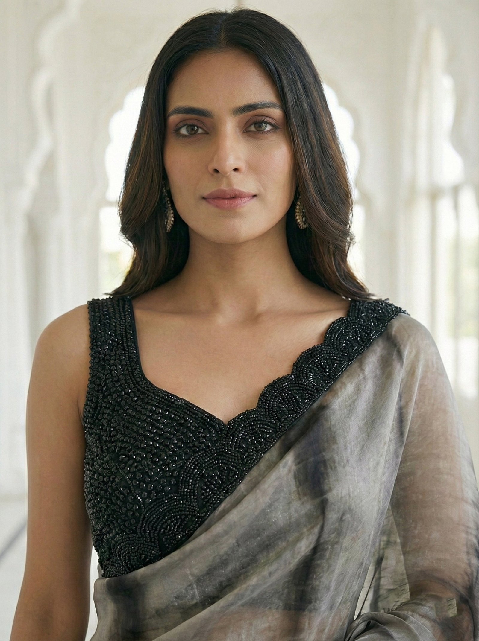 Grey Satin Digital Print Saree With Readymade Blouse - Image 2