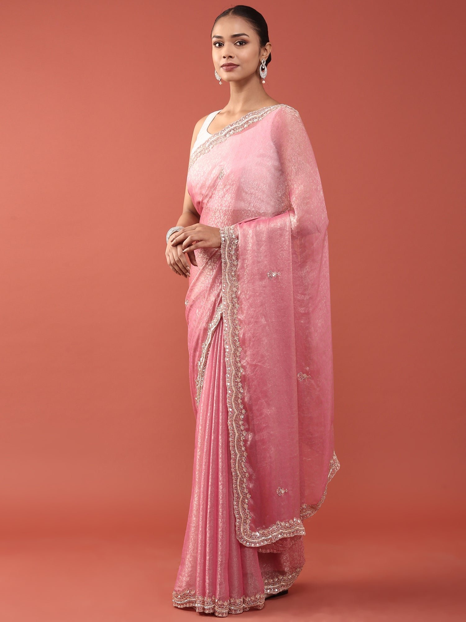 Onion Pink Jacquard Zari Embroidery Saree - Image 4
